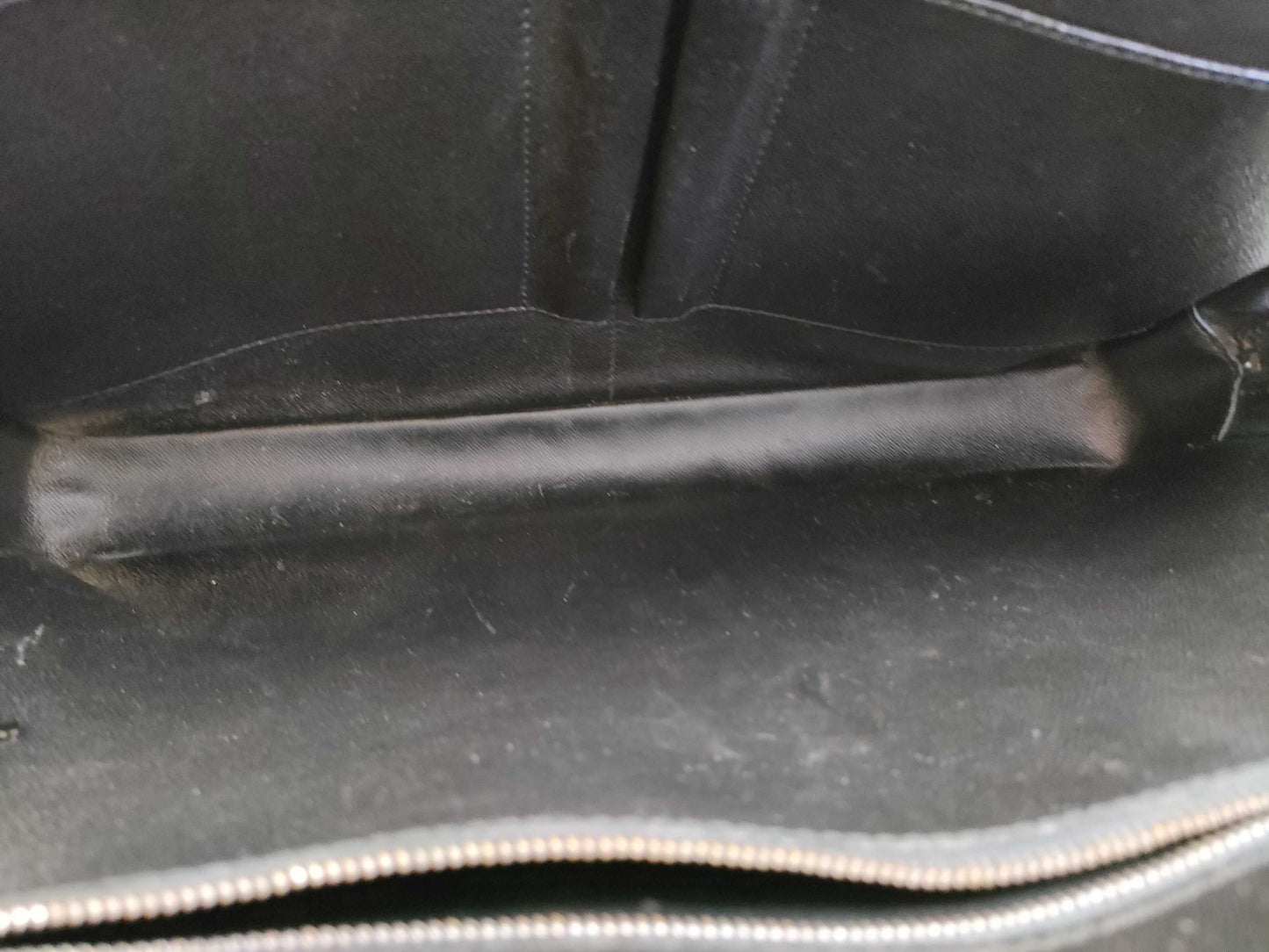 LOUIS VUITTON Epi Louis Vuitton Epi Porte-Document Voyage Business Bag