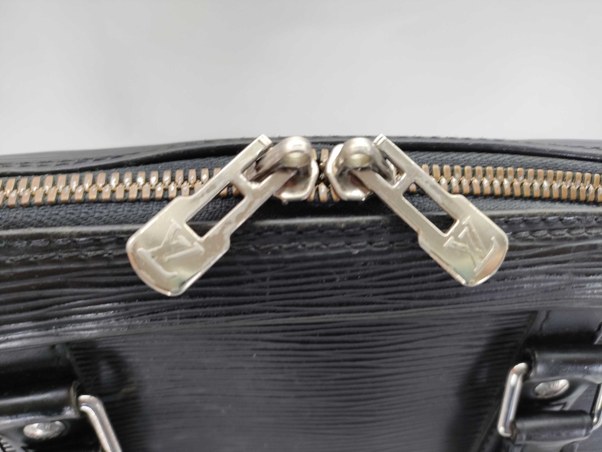 LOUIS VUITTON Epi Louis Vuitton Epi Porte-Document Voyage Business Bag