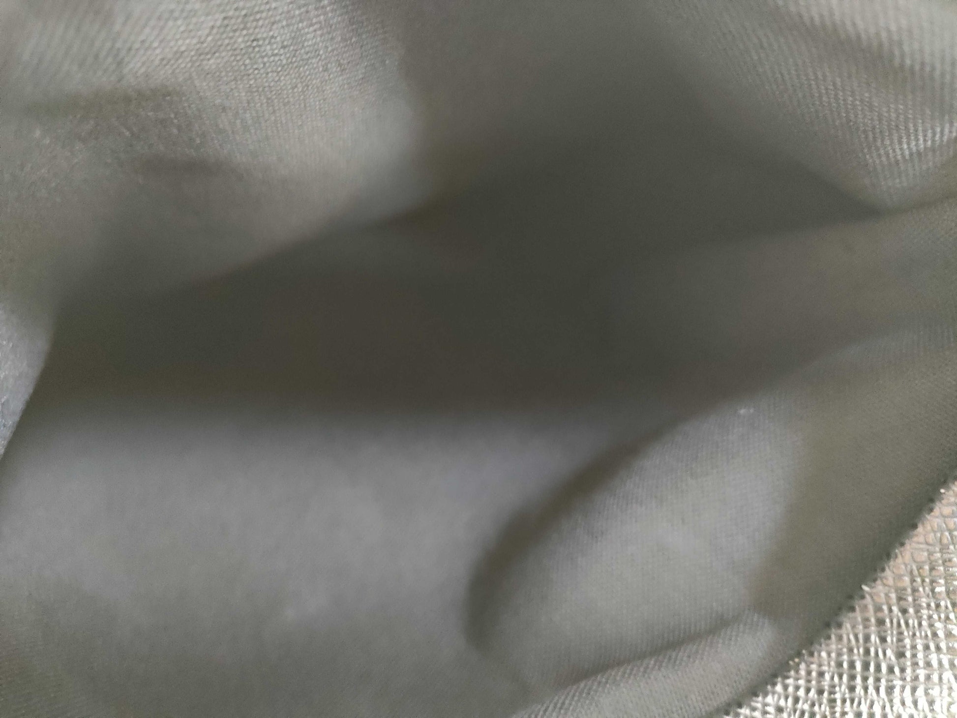 LOUIS VUITTON Taiga Beluga Shoulder Bag