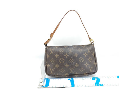 LOUIS VUITTON Monogram Accessory Pouch