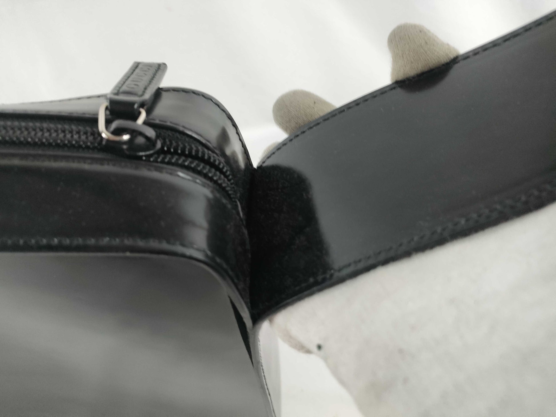 GUCCI G Logo One-Shoulder Bag 001.3032 Black Leather Shoulder Bag