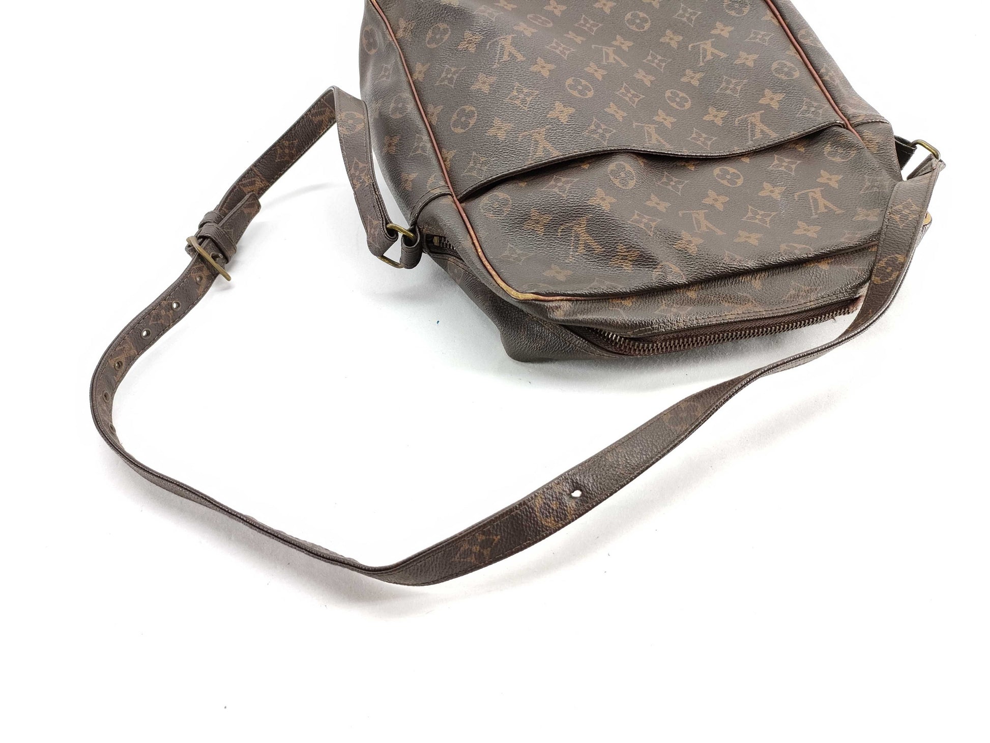 LOUIS VUITTON Monogram LV Monogram Shoulder Bag Shoulder Bag