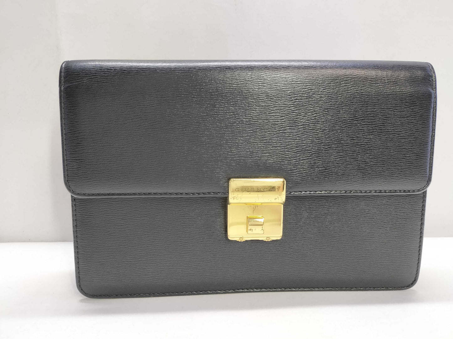 GIVENCHY Second Bag, Black Leather, Minor Scratches on Hardware, Minor Signs of Use, Stored, Item Number: 00