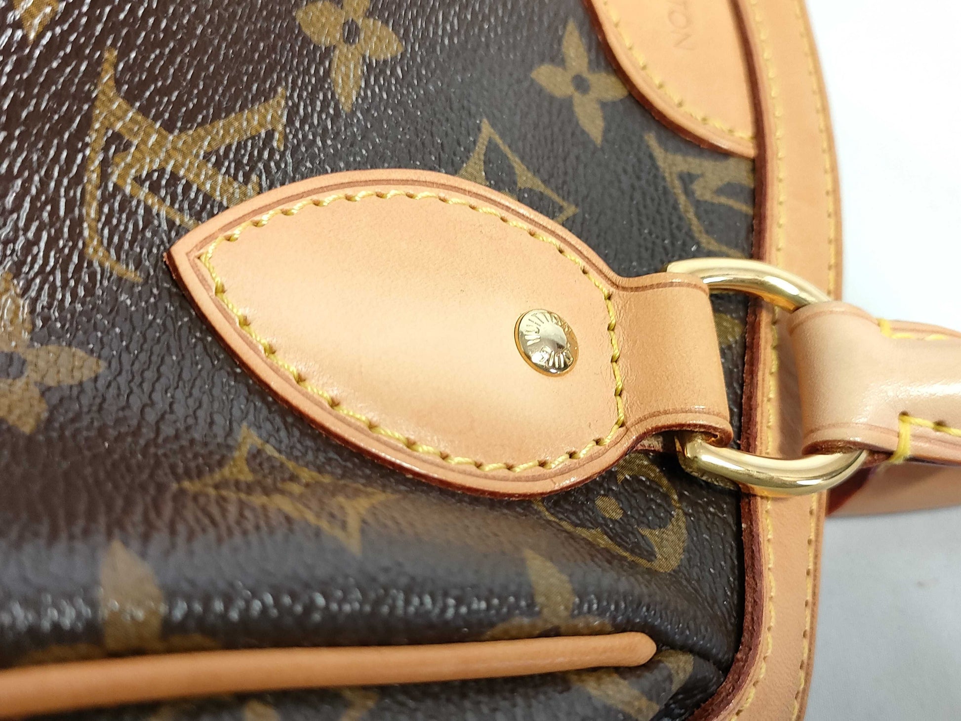 LOUIS VUITTON Monogram Louis Vuitton Bag Handbag
