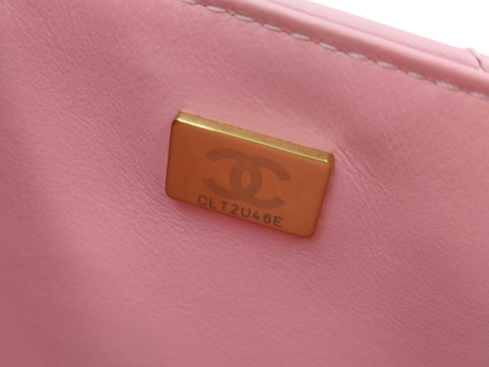 CHANEL Matelasse 2-Way Chain Shoulder Bag AS4184 Pink