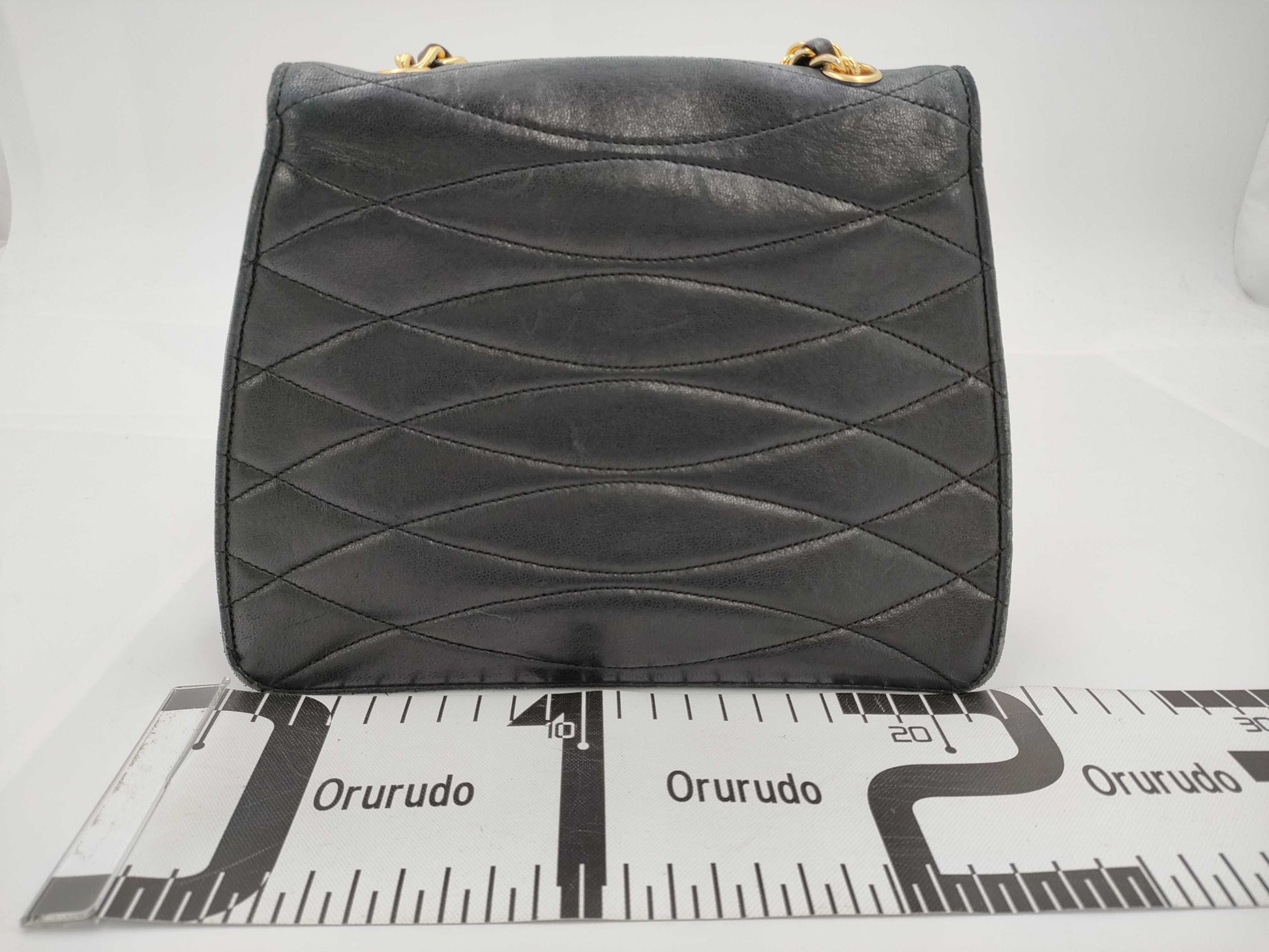 CHANEL Vintage Matelasse Shoulder Bag