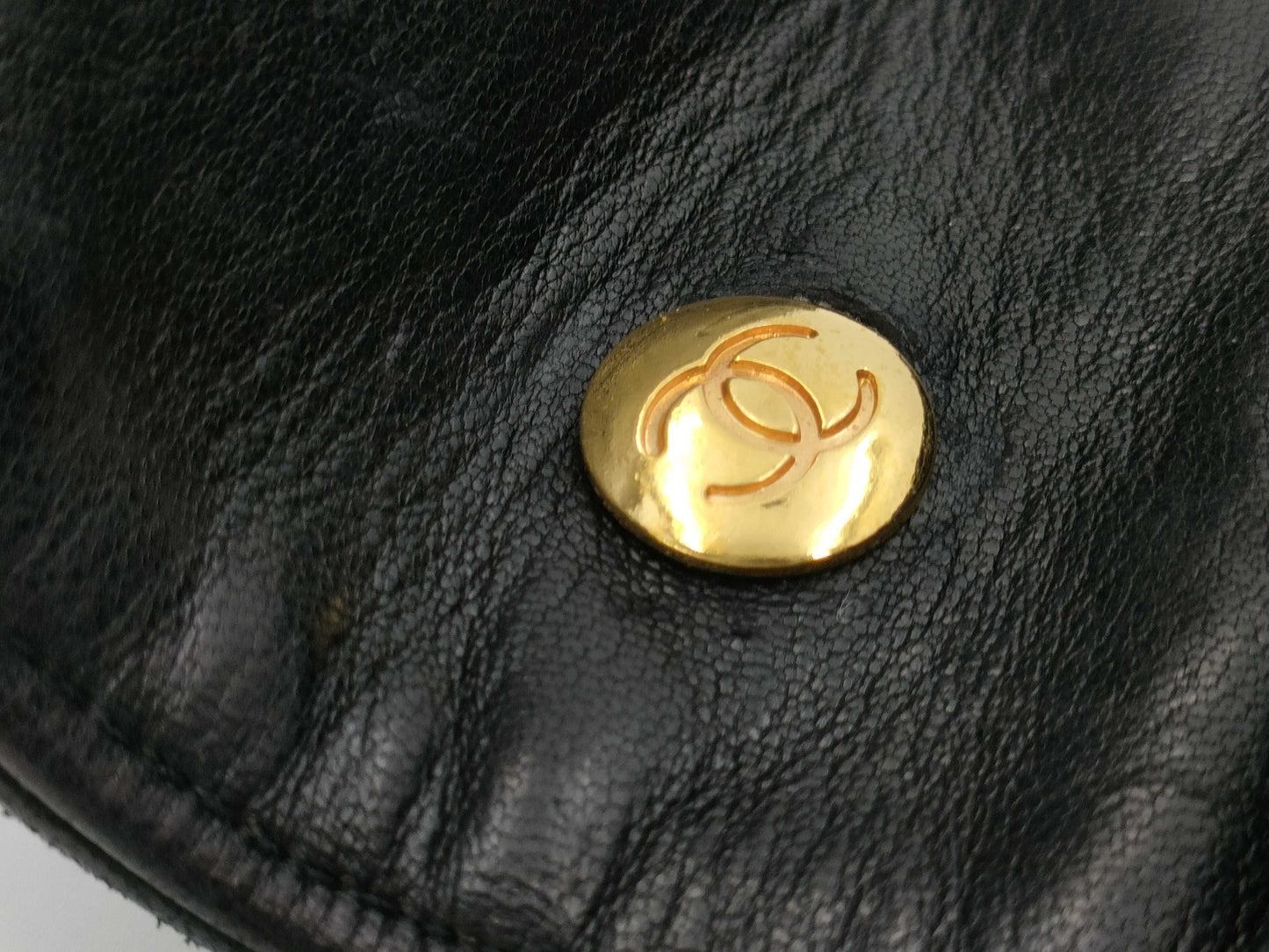 CHANEL Vintage Matelasse Shoulder Bag