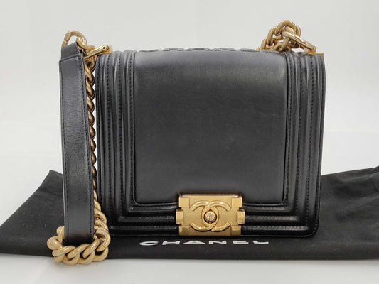 CHANEL Boy Chanel AS3018 Shoulder Bag