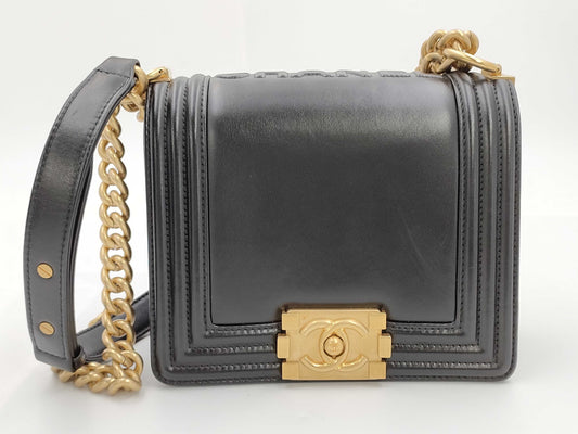 CHANEL Boy Chanel AS3018 Shoulder Bag