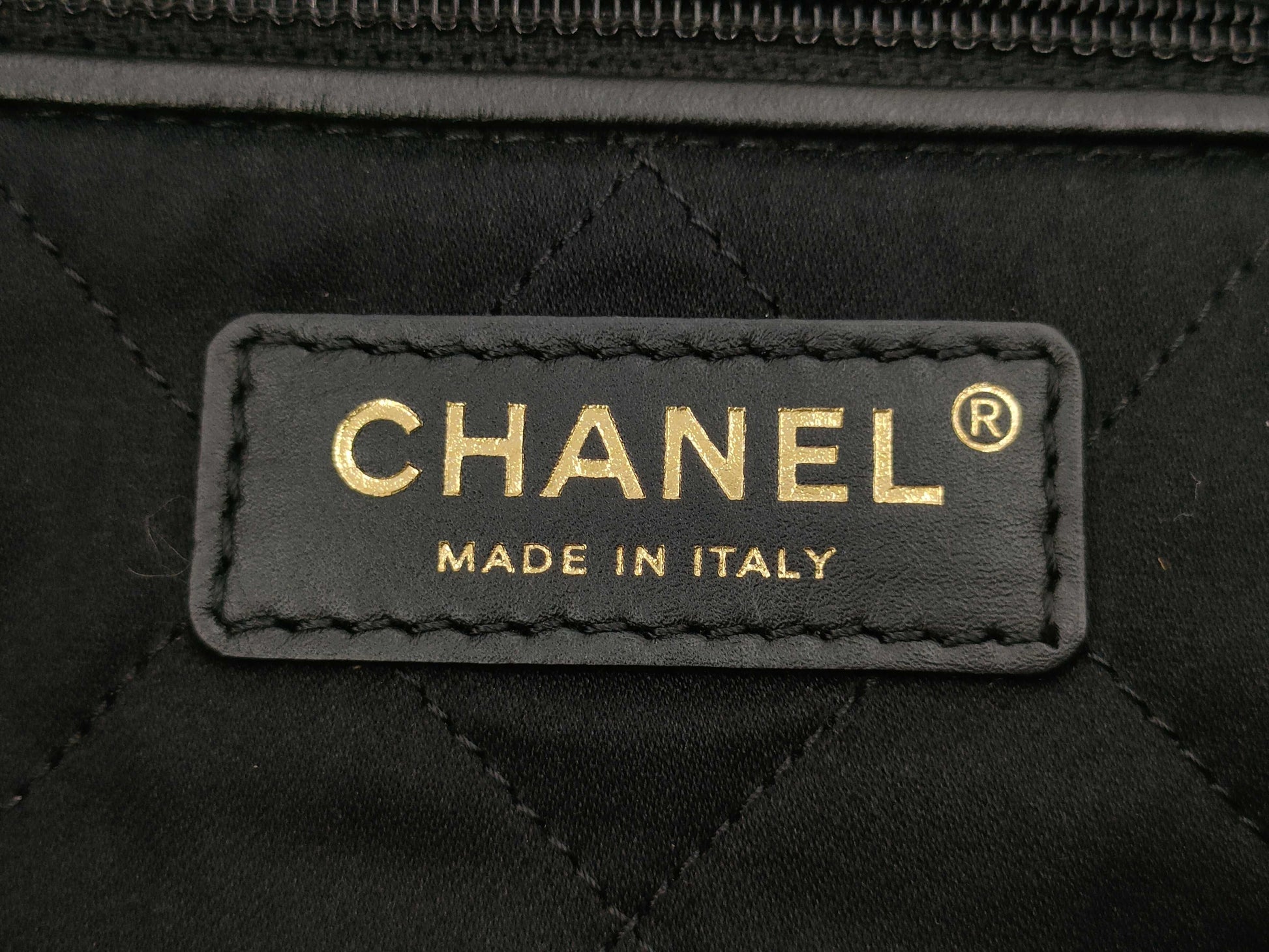 CHANEL Shoulder Bag AS3261 Black Calfskin MAT GOLD Shoulder Bag