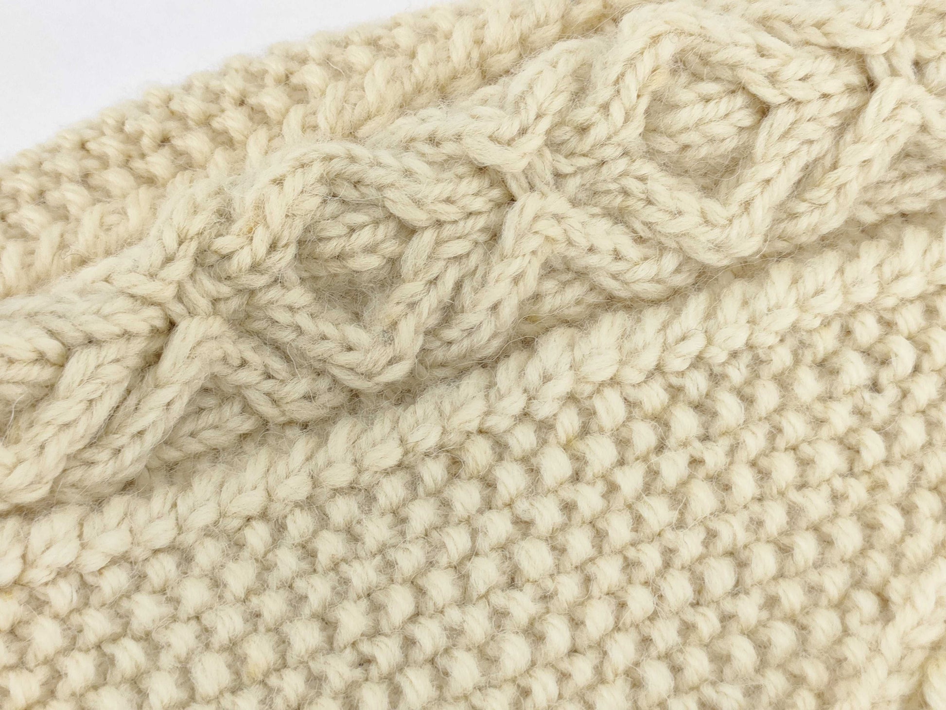 Inverallan A3 Cable Knit Sweater with Brown Tag, Cardigan