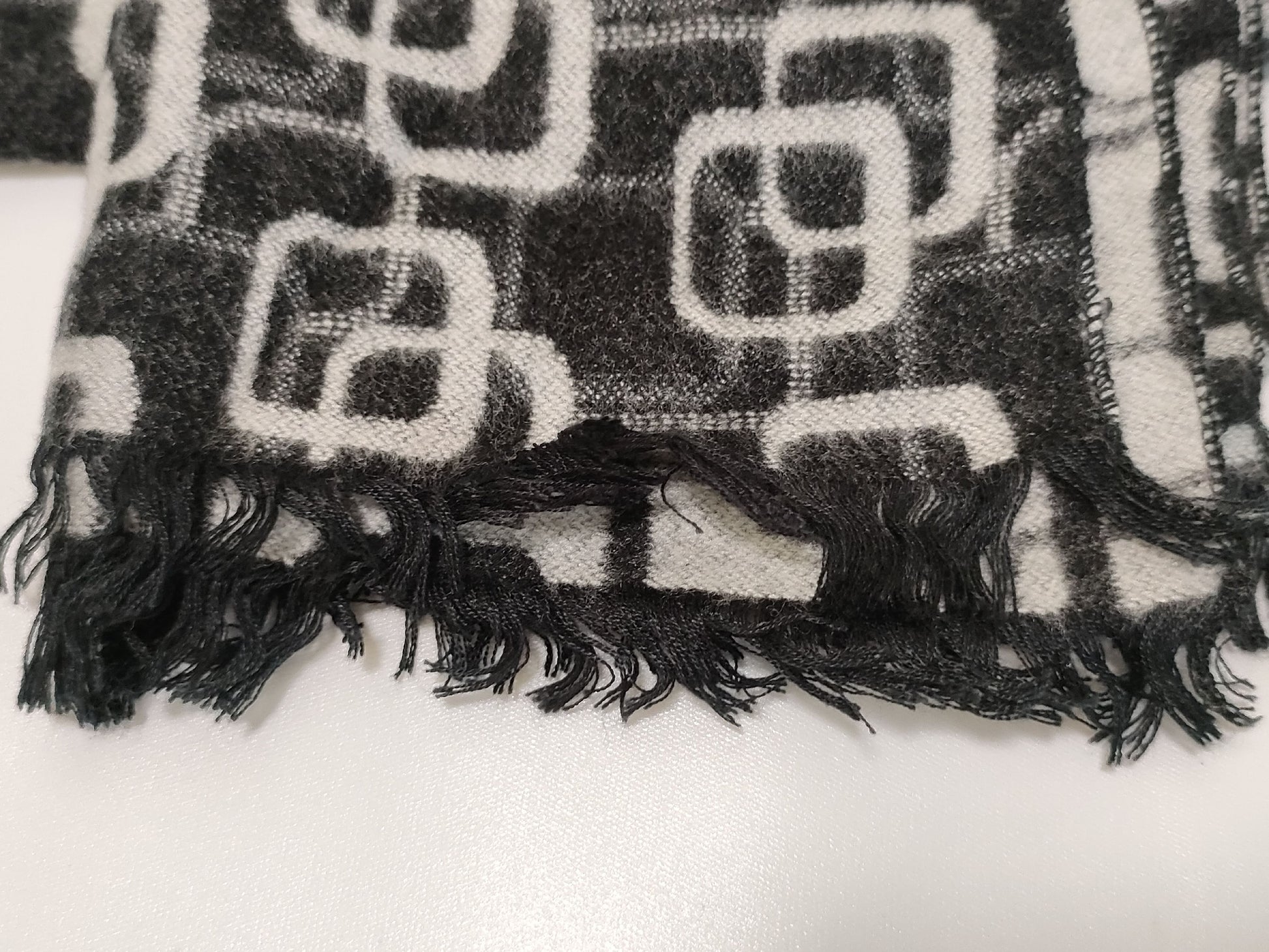 ZELE PARIS all-over print scarf