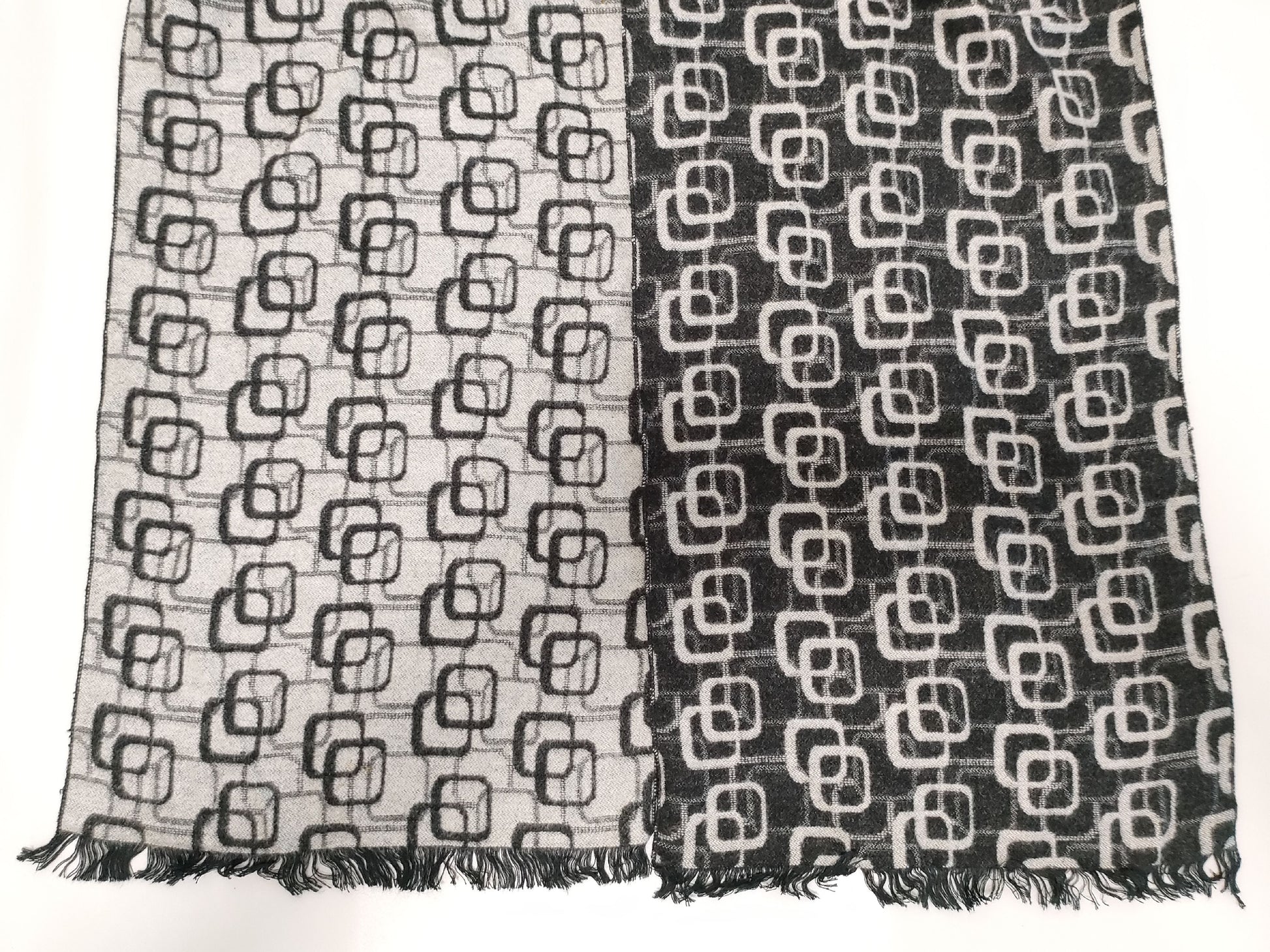 ZELE PARIS all-over print scarf