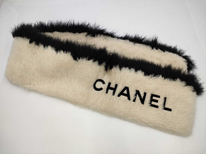 CHANEL fur scarf with logo and Coco mark