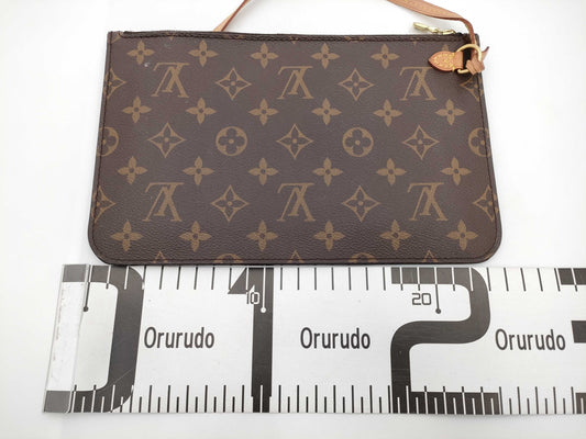 LOUIS VUITTON Monogram Neverfull MM Pouch