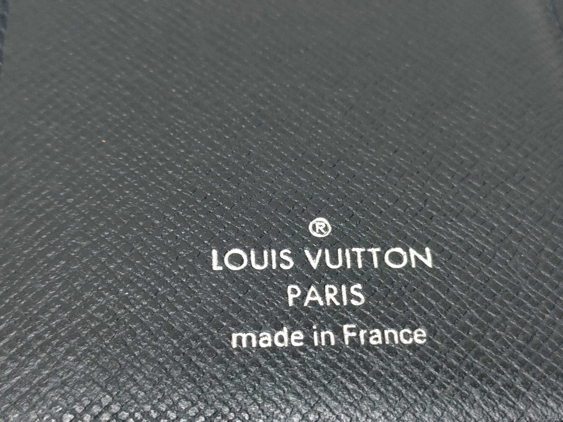 LOUIS VUITTON RFID Unverifiable SP2172 Taiga Louis Vuitton Brazza Wallet Black Taiga Leather Silver Brass SP2172 Wallet