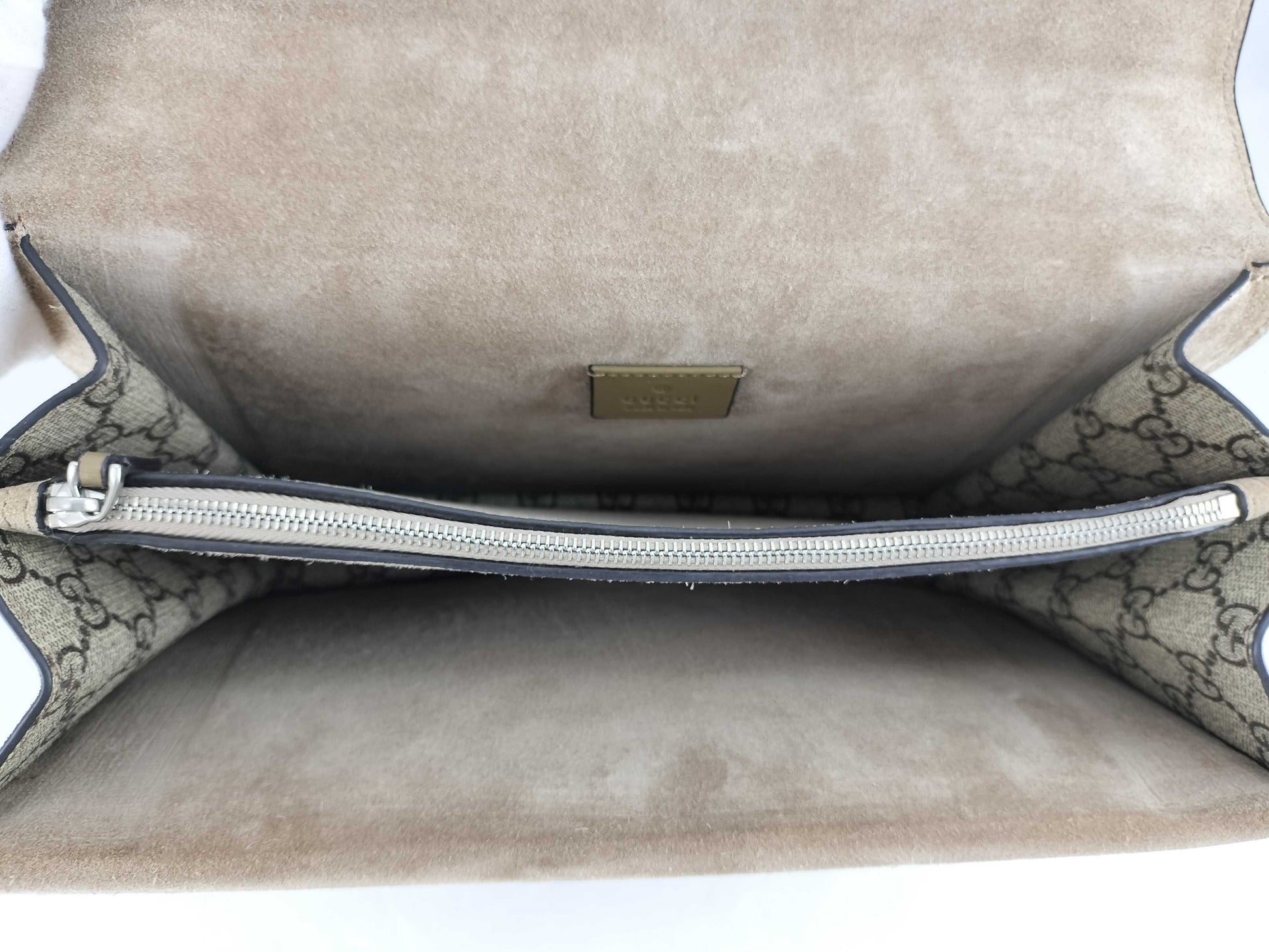 GUCCI GG Supreme Dionysus Large Shoulder Bag in Beige and Silver Supreme Coated Canvas 