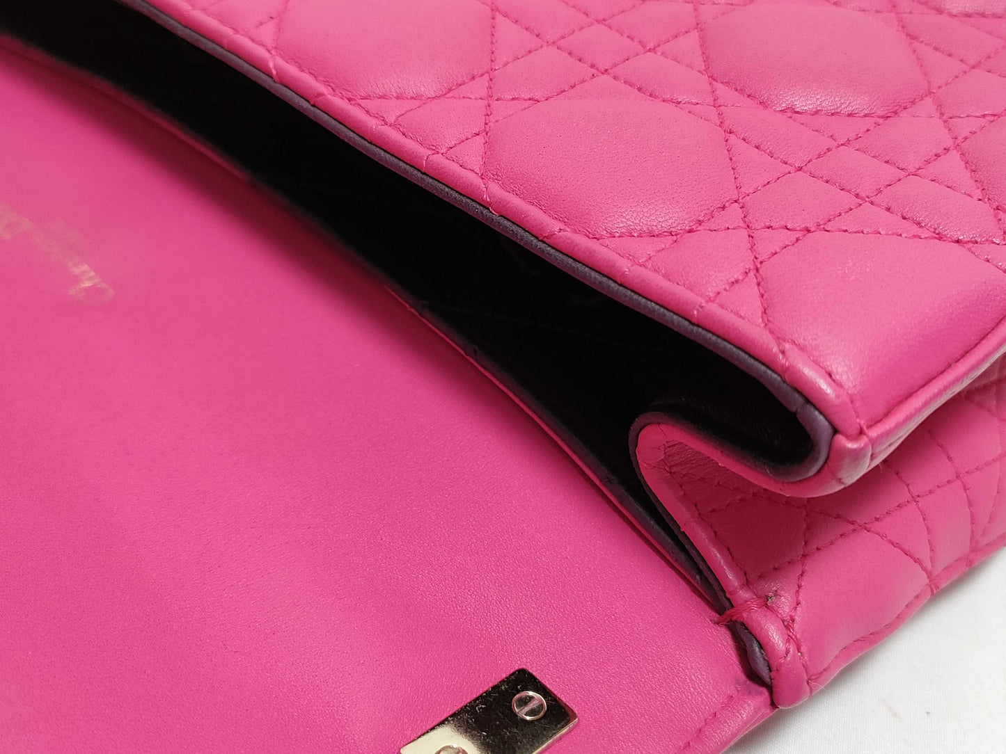 Dior Dior Medium Miss Dior Fuchsia Cannage Lambskin Leather Gold Shoulder Bag 18-MA-0142