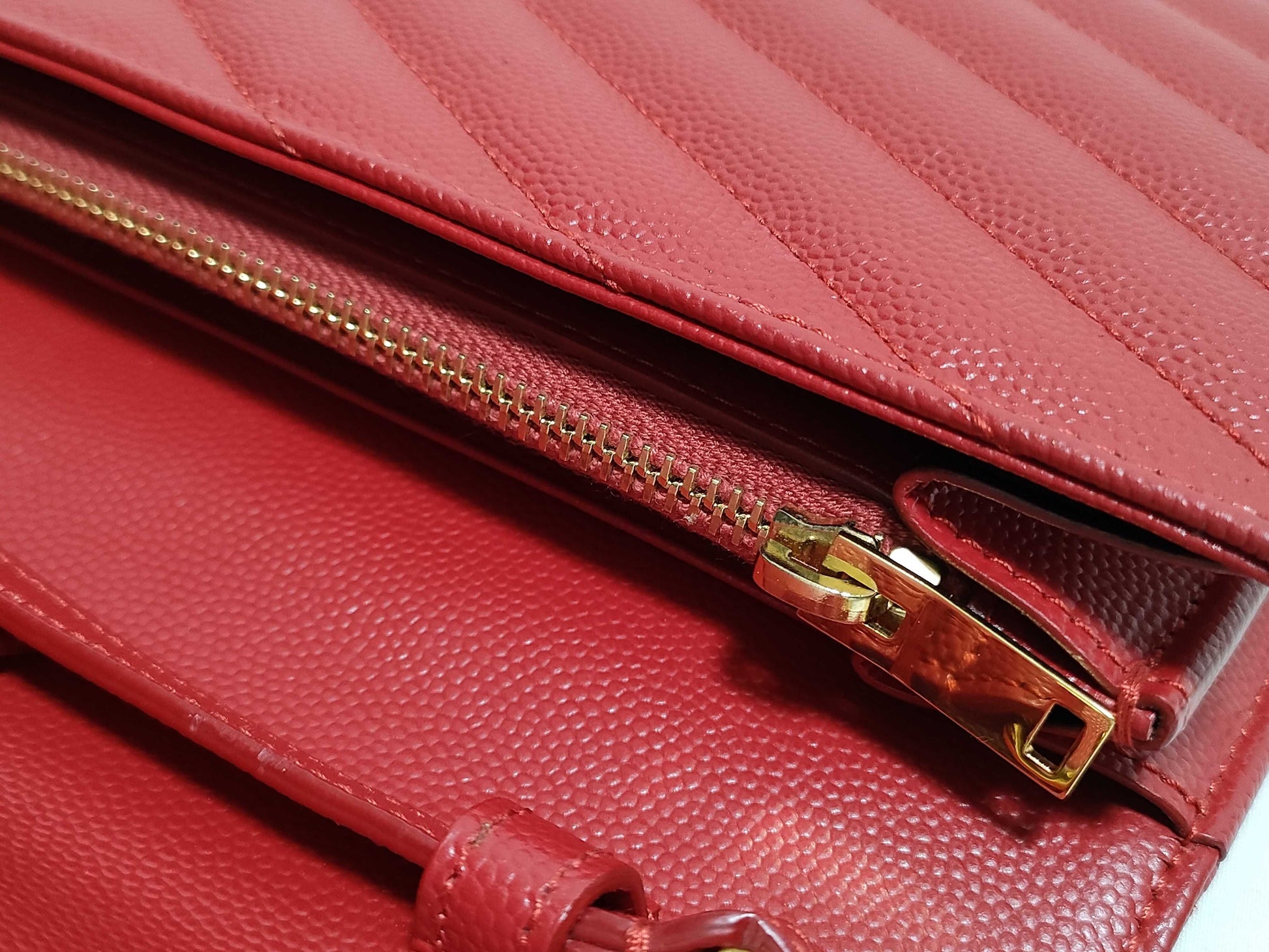 SAINT LAURENT Yves Saint Laurent Classic Cassandre Chain Wallet in Red Quilted Grain de Poudre Leather with Gold Accents Shoulder Bag