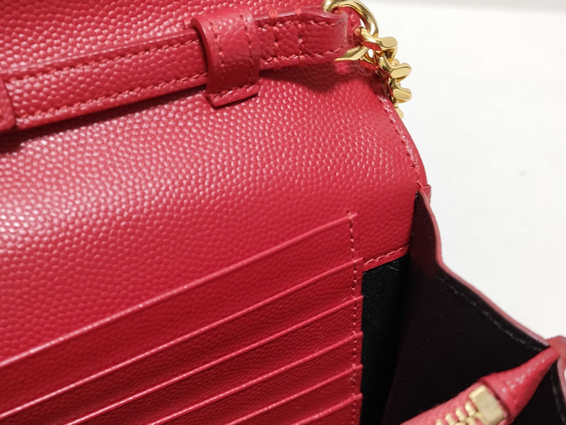 SAINT LAURENT Yves Saint Laurent Classic Cassandre Chain Wallet in Red Quilted Grain de Poudre Leather with Gold Accents Shoulder Bag