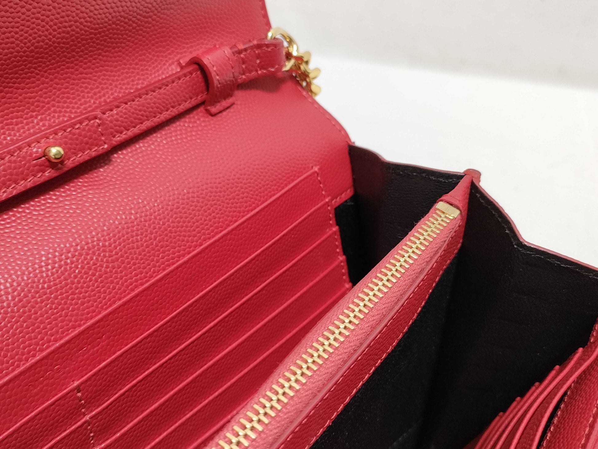 SAINT LAURENT Yves Saint Laurent Classic Cassandre Chain Wallet in Red Quilted Grain de Poudre Leather with Gold Accents Shoulder Bag