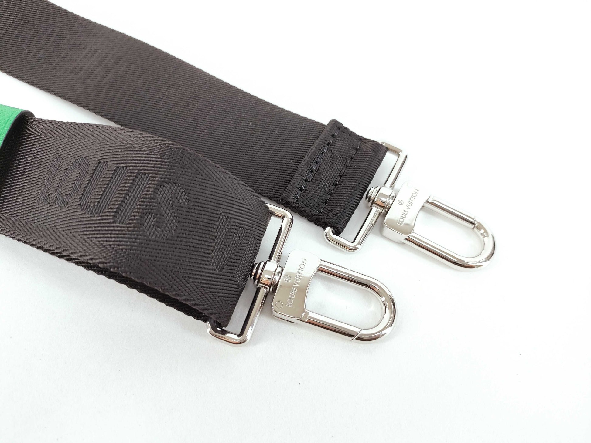 LOUIS VUITTON Louis Vuitton Signature Adjustable Strap Black/Green Silver Hardware 95*4.5*.05cm Other Accessories