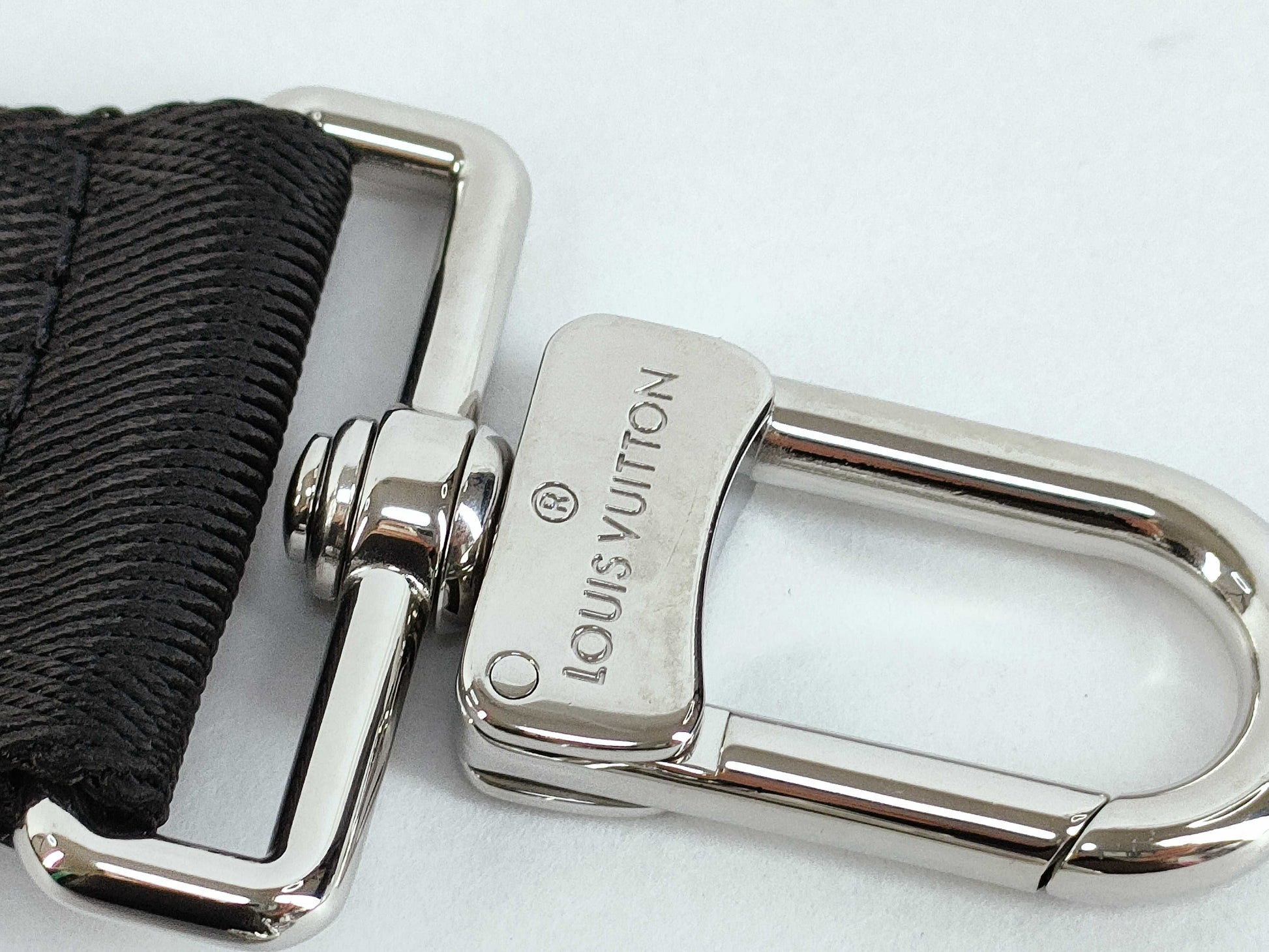LOUIS VUITTON Louis Vuitton Signature Adjustable Strap Black/Green Silver Hardware 95*4.5*.05cm Other Accessories