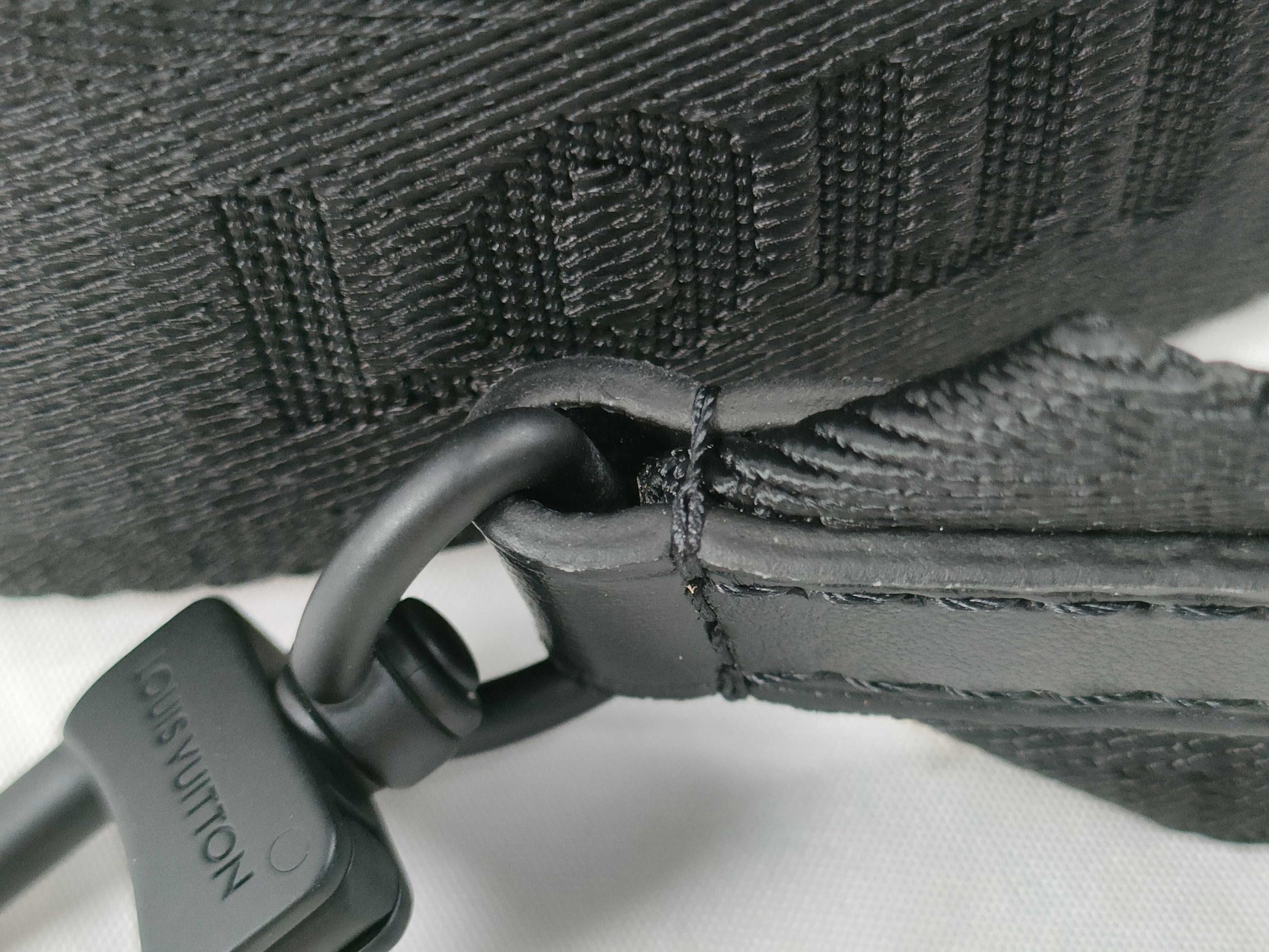 LOUIS VUITTON Louis Vuitton Signature Adjustable Strap, Black with Black Hardware, 95*4.5*0.5cm Strap