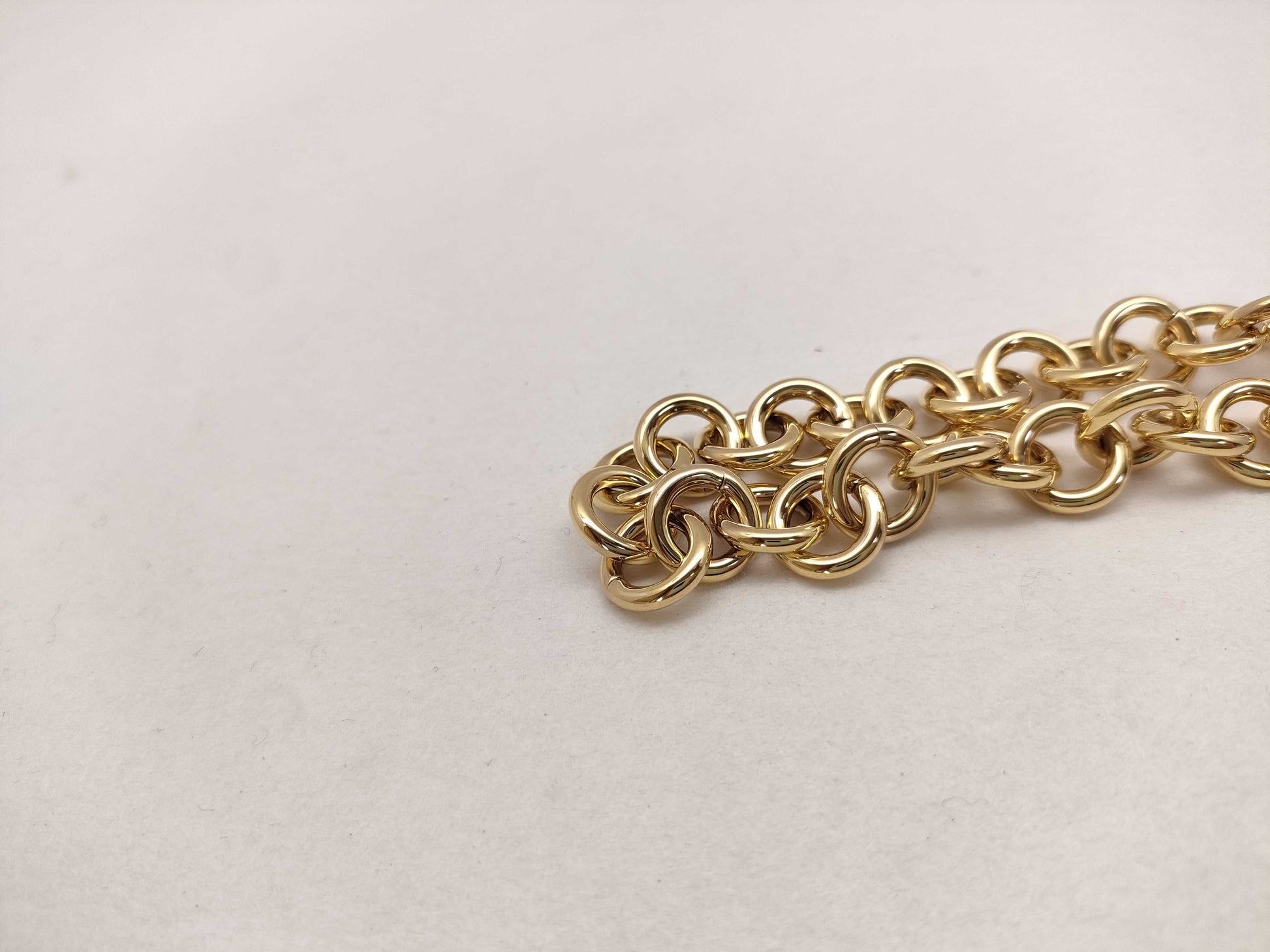 LOUIS VUITTON Gold Chain Strap with Gold Hardware, 55*1*1cm