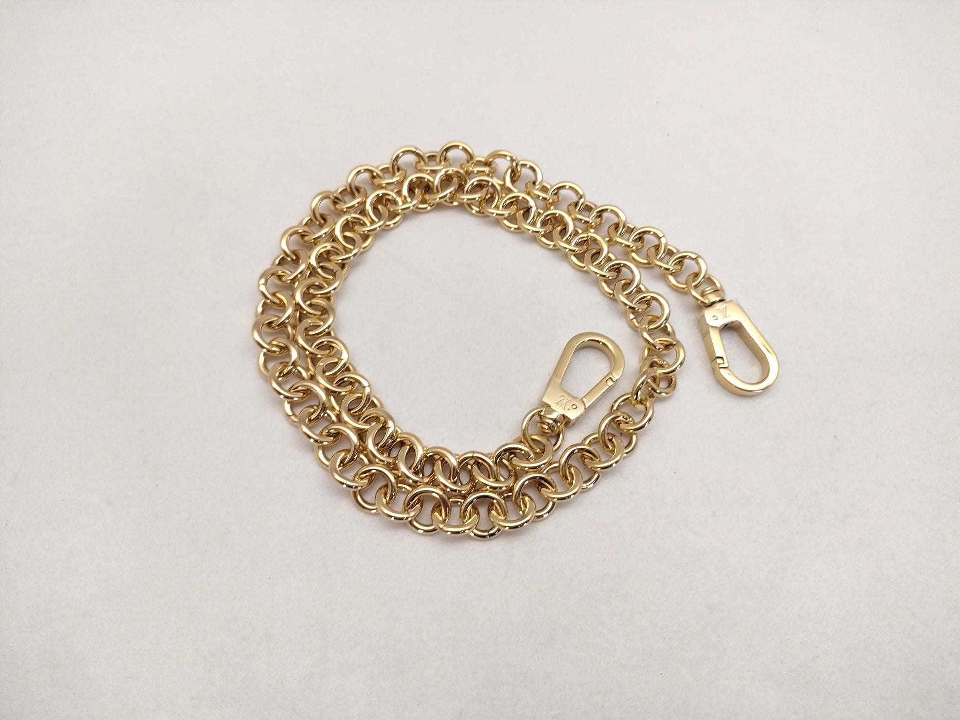 LOUIS VUITTON Gold Chain Strap with Gold Hardware, 55*1*1cm