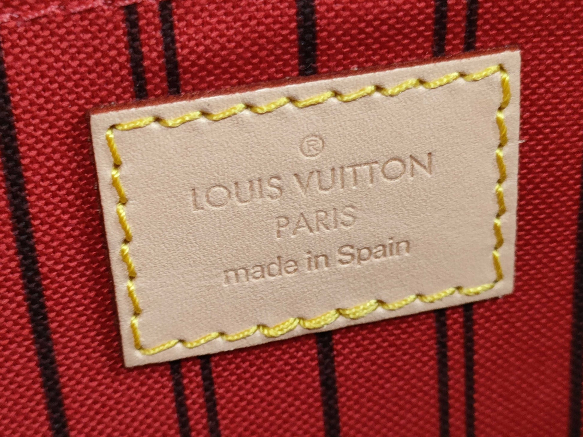 LOUIS VUITTON Monogram Louis Vuitton Neverfull Pouch / Brown Monogram Canvas / Gold Hardware Other Accessories