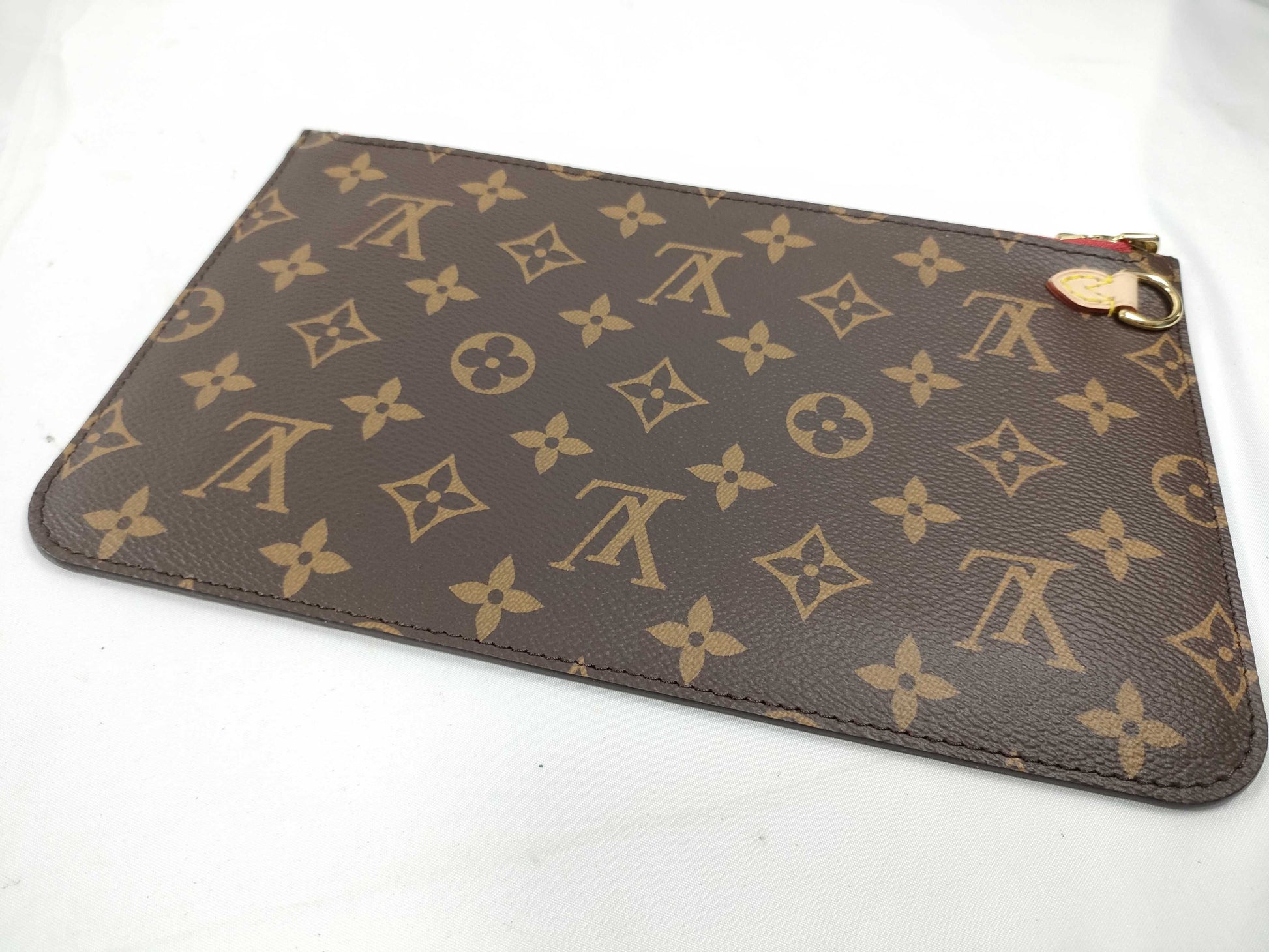 LOUIS VUITTON Monogram Louis Vuitton Neverfull Pouch / Brown Monogram Canvas / Gold Hardware Other Accessories