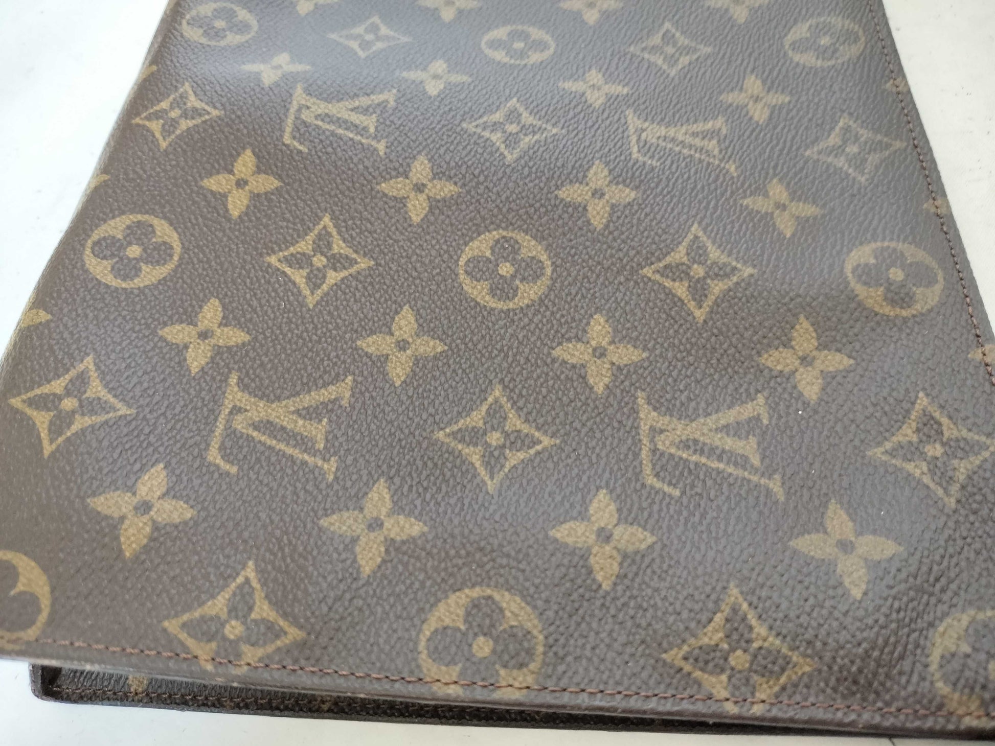 LOUIS VUITTON AN0932 Monogram LOUIS VUITTON Monogram Pochette Toilette M47542 AN0932 Pouch