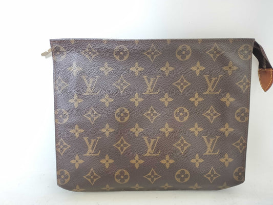 LOUIS VUITTON AN0932 Monogram LOUIS VUITTON Monogram Pochette Toilette M47542 AN0932 Pouch