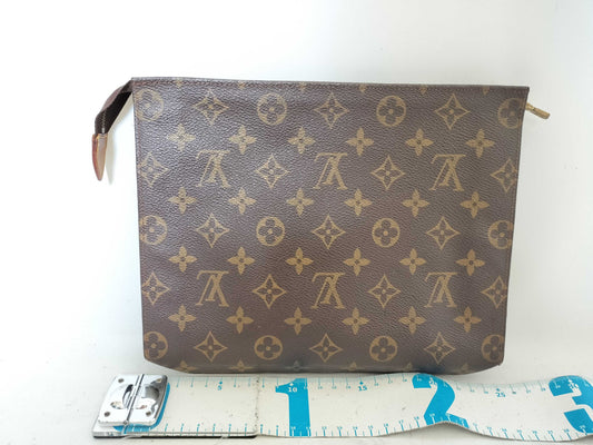 LOUIS VUITTON AN0932 Monogram LOUIS VUITTON Monogram Pochette Toilette M47542 AN0932 Pouch