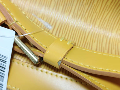 LOUIS VUITTON RFID Unverifiable Epi Leather Shoulder Bag M44009 SP0957