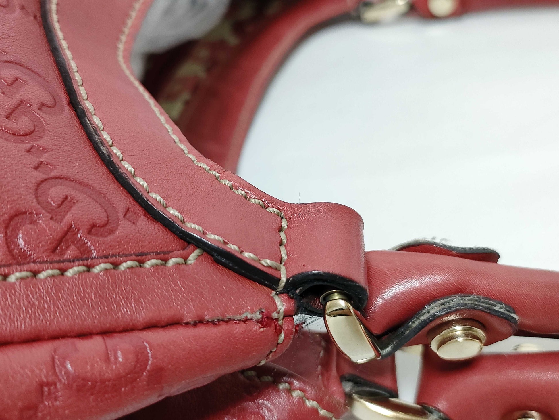 GUCCI Guccissima GUCCI GG Supreme Leather Handbag Red Handbag