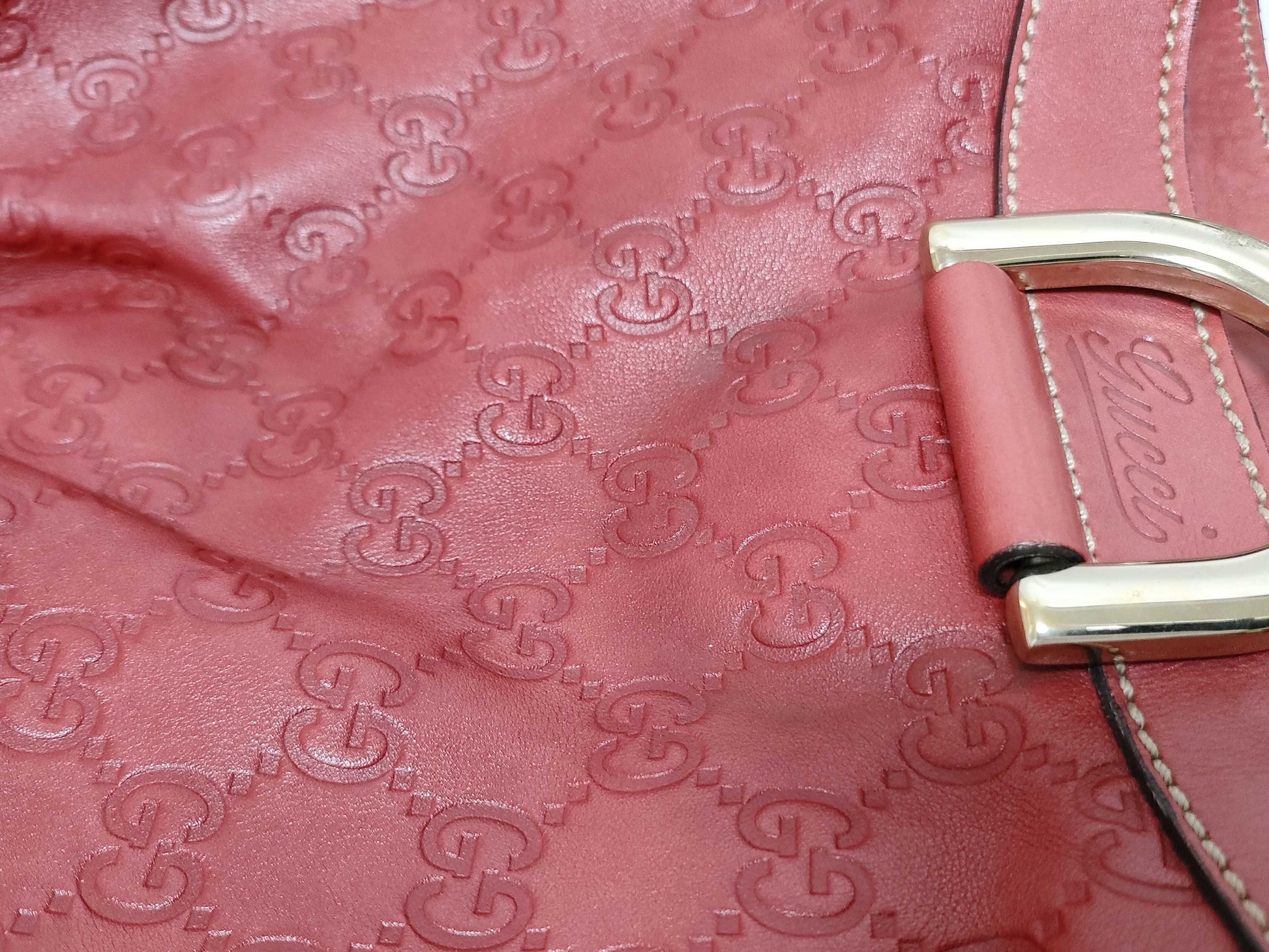 GUCCI Guccissima GUCCI GG Supreme Leather Handbag Red Handbag