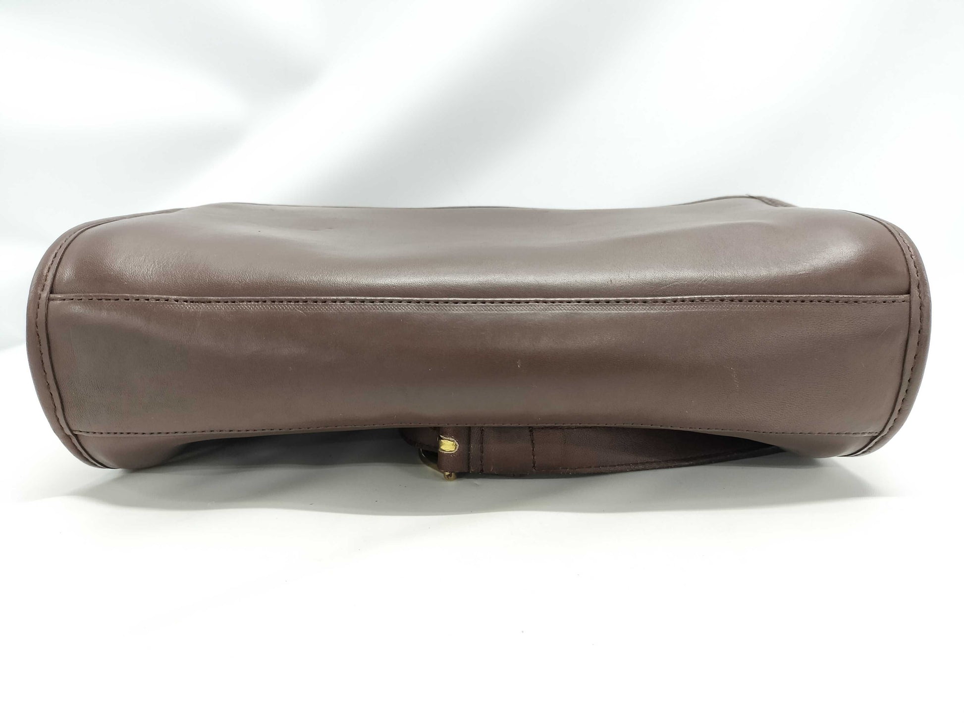 COACH Old Coach All Leather Brown Shoulder Bag