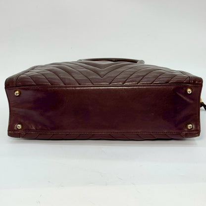 CHANEL Lambskin V-Stitch Handbag Brown 