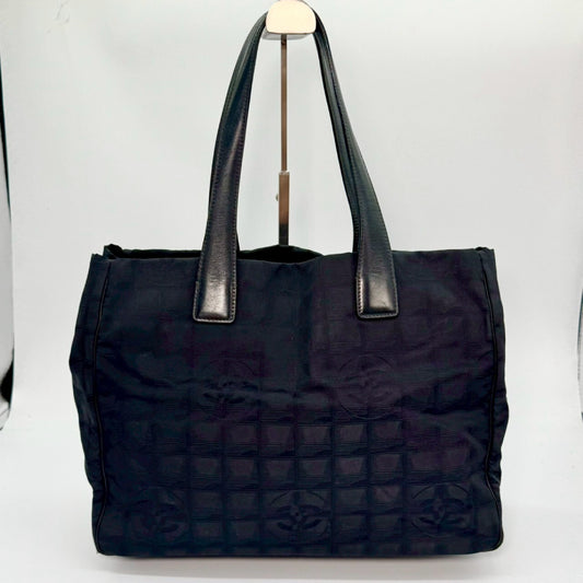 CHANEL New Travel Line Black Tote Bag 7394058
