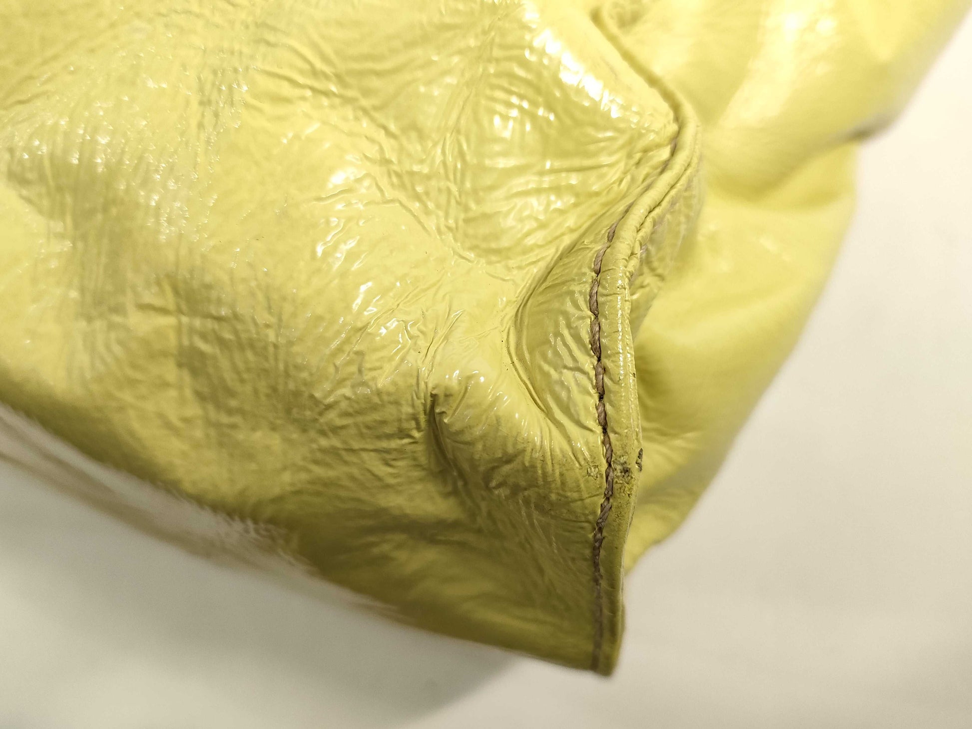Miu Miu Miu Miu Enamel 2-Way Bag Light Green Handbag