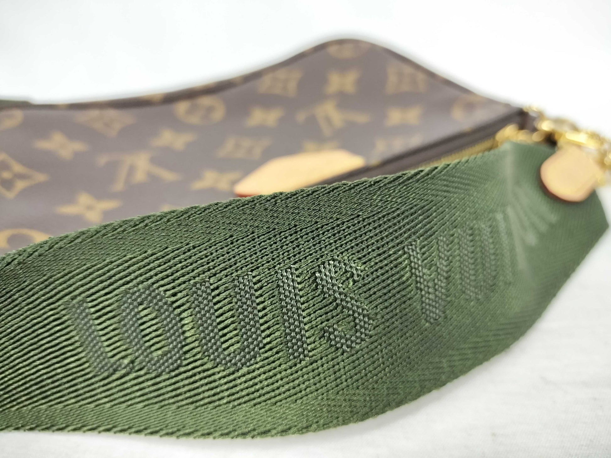 LOUIS VUITTON RFID Verified, Serial Unverifiable, Monogram M44813 Multipochette Accessoires Shoulder Bag