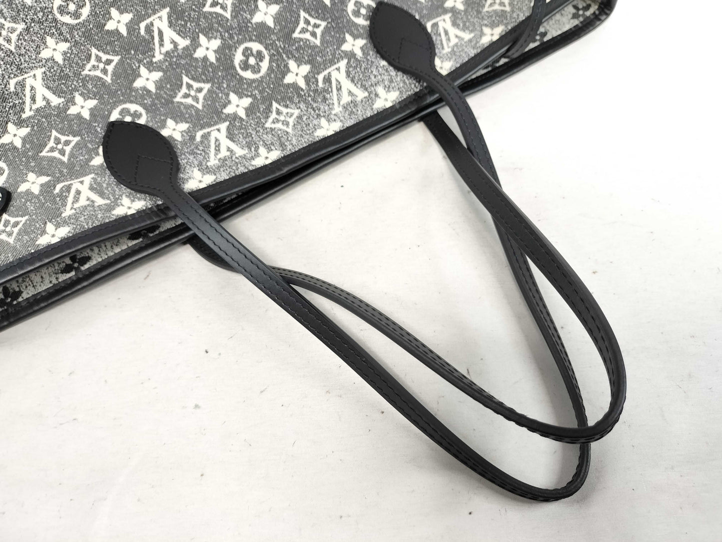 LOUIS VUITTON RFID Unverifiable Serial Number Unverifiable M21465 Jacquard Neverfull MM Tote Bag
