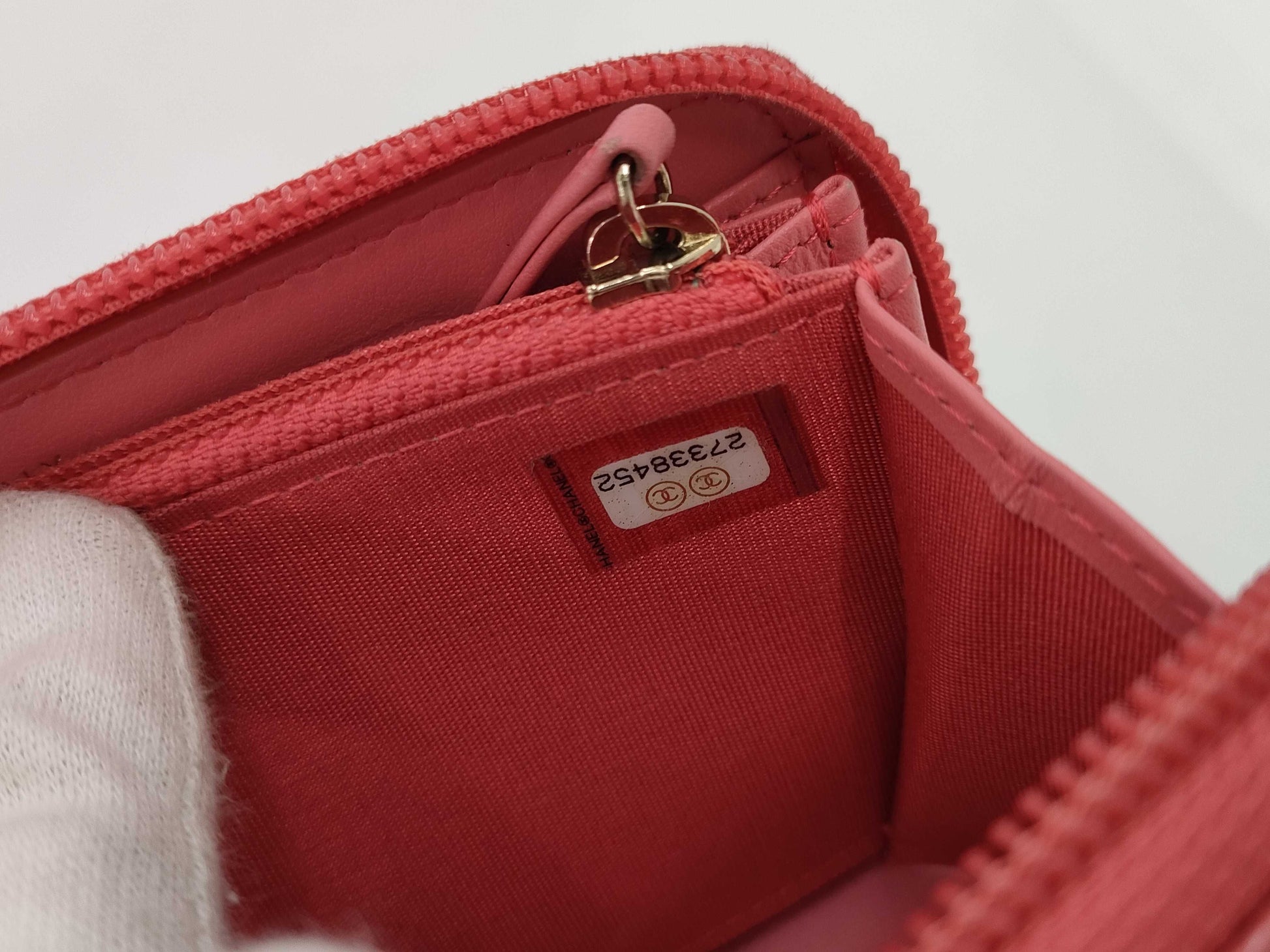 CHANEL Caviar Wallet Round Pink Wallet