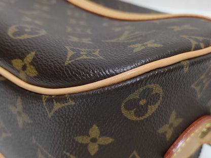 LOUIS VUITTON RFID Unverified BA0092 Monogram Louis Vuitton Monogram Shoulder Bag