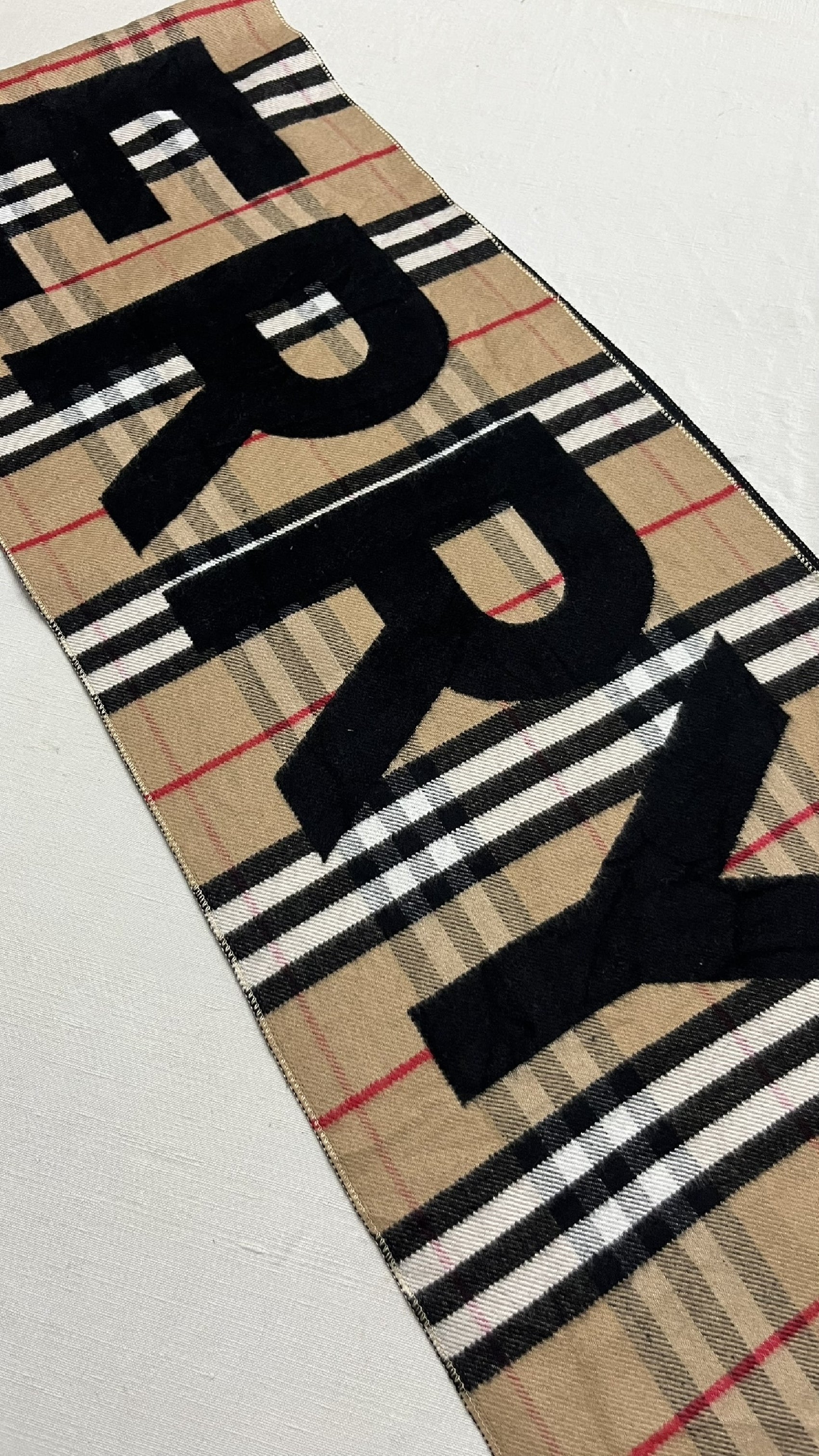 BURBERRY [Rare] Nova Check Cashmere Scarf