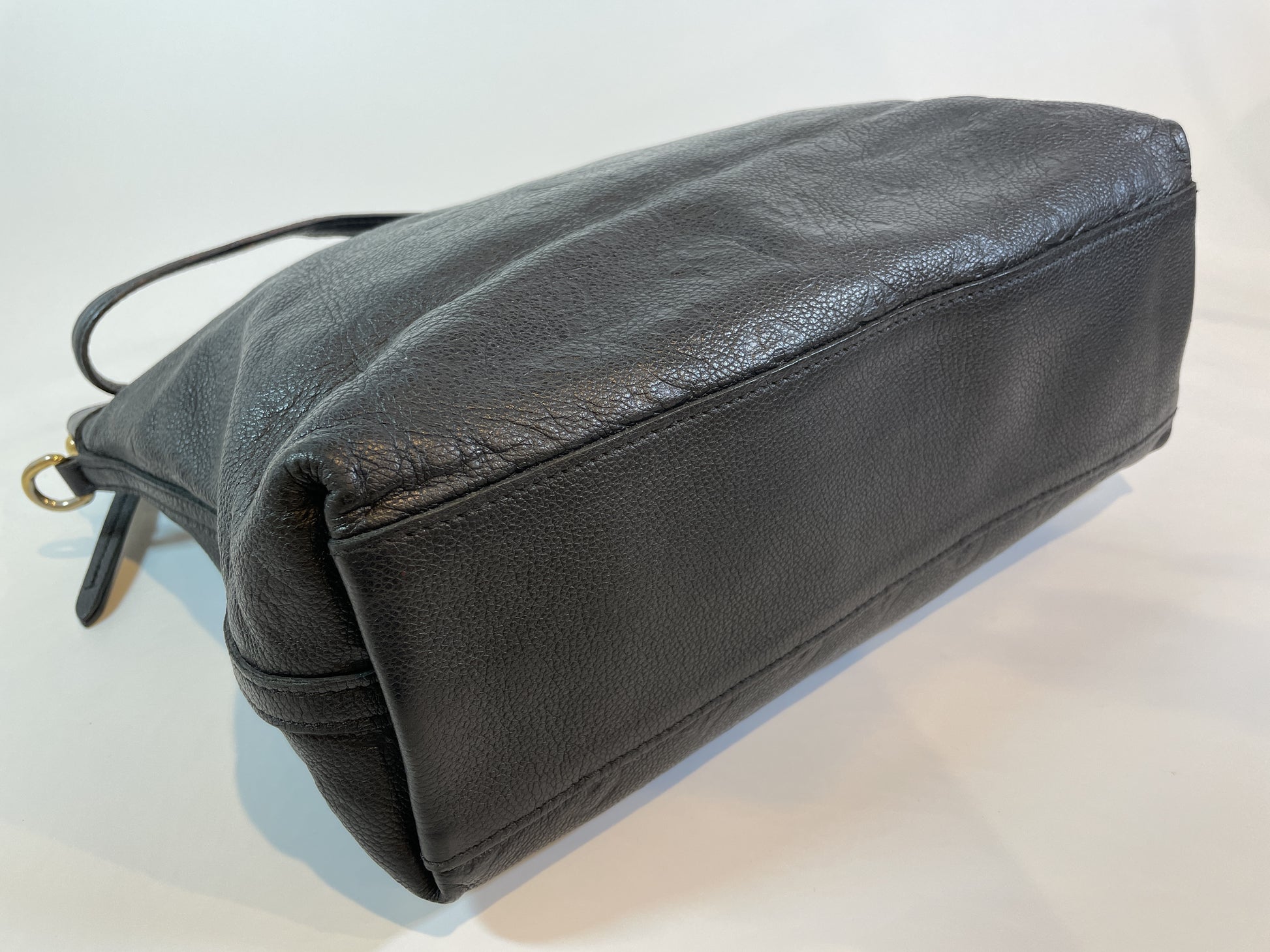 LOUIS VUITTON LOUISVUITTON Empreinte Bastille Shoulder Bag