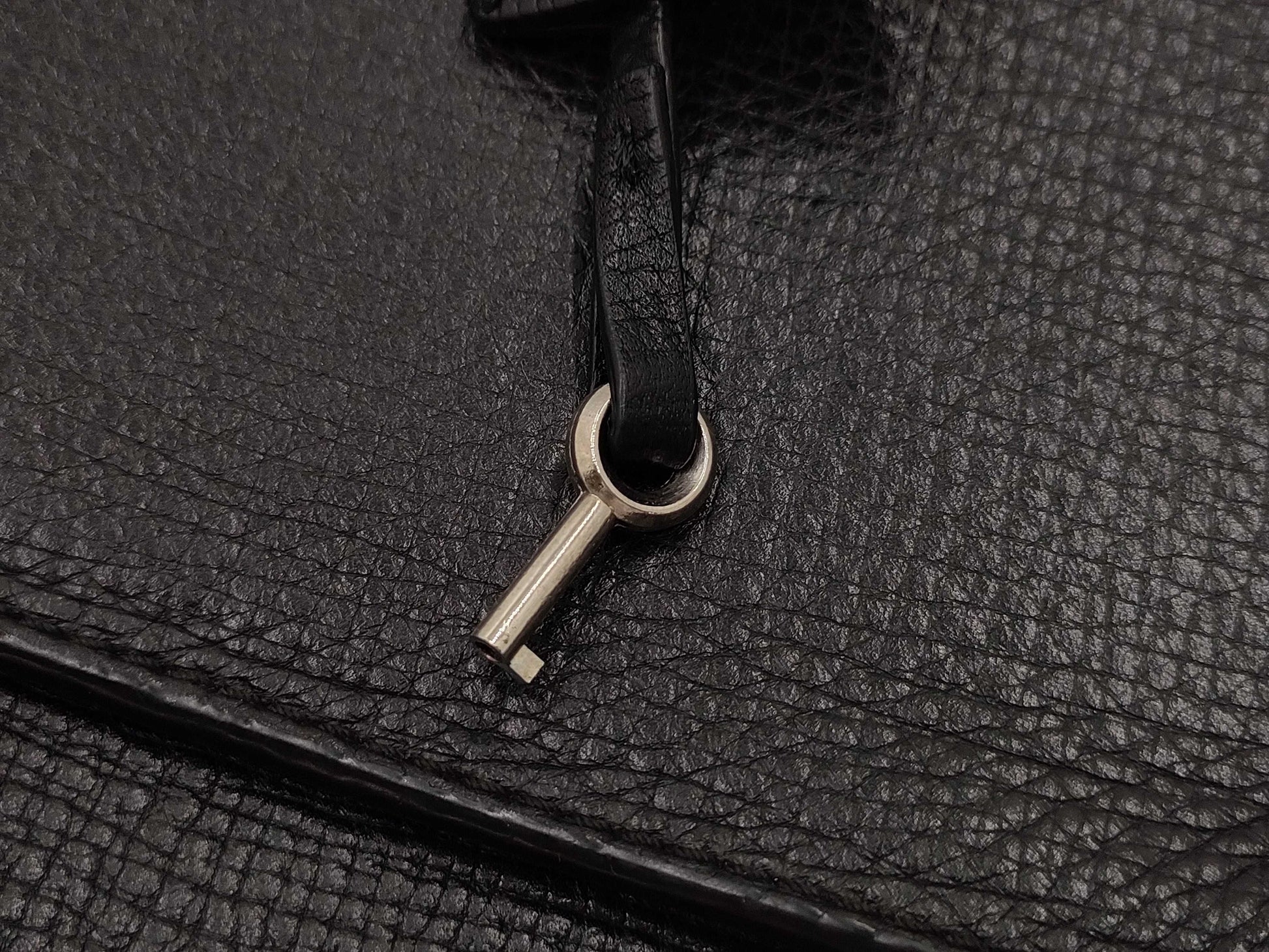 BALLY Leather Business Bag with Lock