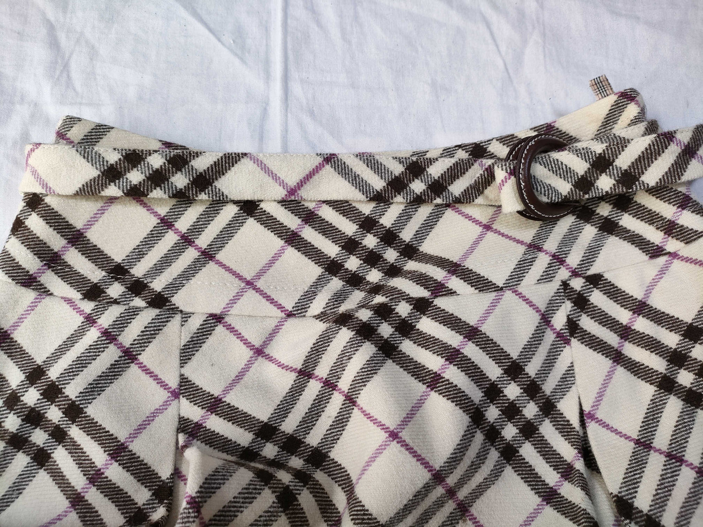 BURBERRY Check Skirt with Belt